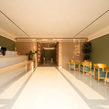 Xilin Business Travel Hotel