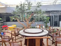 Jingya Courtyard
