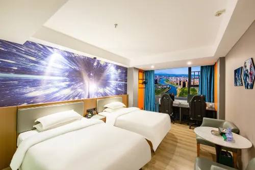 Huanmu Esports Cinema Hotel - Esports