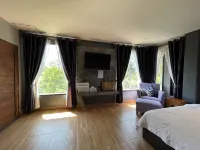 Tharadol Beach Resort - Parkplatz
