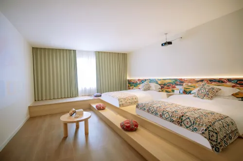 Yining County Fanhua Shiyu Homestay (Yining Railway Station)
