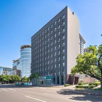 JI Hotel (Beijing Xuanwumen) Hotels near Caishikou Station
