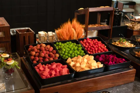 Kaifeng Millennium City Park Henan University Atour Hotel Отели рядом с достопримечательностью «Henan Kaifeng Science & Technology Media College»