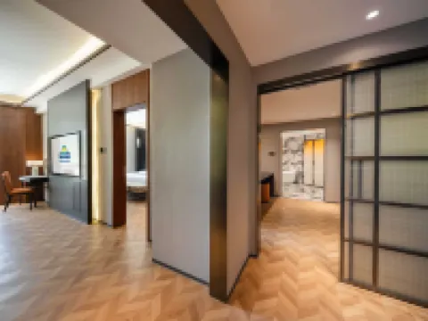 Days Wyndham Hotel in Malakhan, Aba โรงแรมในปาร์คัม