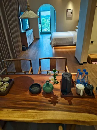 Qiyang Qilin Hupan Homestay Отели рядом с достопримечательностью «Taozhu Memorial Hall»