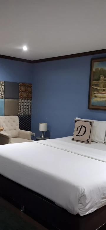 รูปภาพของแอท อีส บีชู่  แพลซ