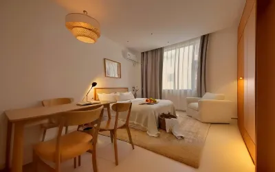 "Meet Not Late · Moonight Audio-Visual Garden (Siguniang Mountain Branch Các khách sạn gần Mount Siguniang