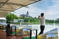 Wen'an Luneng Hollick Club Homestay Отели в г. Вэнань