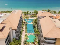 Welcome World Beachfront Resort Hotels near Dongtan Beach