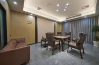 寶麗格酒店（平湖服裝城店）