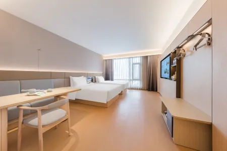 Quanji Hotel (Xilin Square Branch, Xilinhaote)