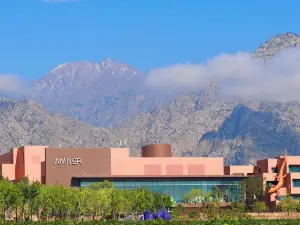 賀蘭熱門豪華酒店