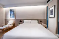 Buluotuo Buyi Cultural Theme Hotel (Luodian Times Jiahe Branch) Hotels in Luodian