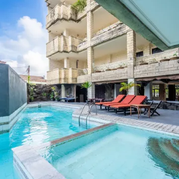 Ammara legian By Vilarisi - 8 Minute walk to the beach Отели рядом с достопримечательностью «Пляж Кута»