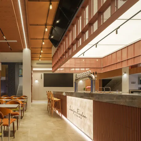 Captain 5 Youth Hotel (Shanghai Zhongshan Park Jiangsu Road Subway Station)