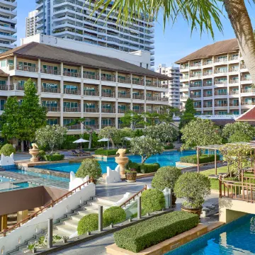The Heritage Pattaya Beachfront Resort