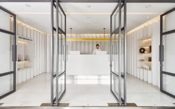 曼谷卡薩17號酒店 鄰近邦班魯火車站的酒店