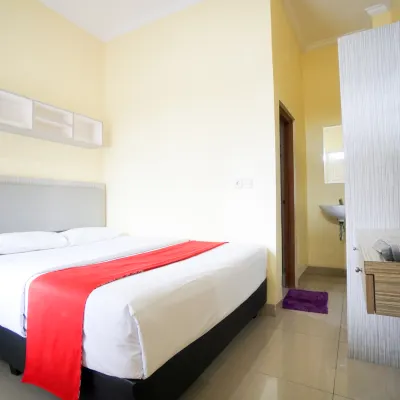 Indah Residence Syariah RedPartner Hotels near Rumah Si Pitung