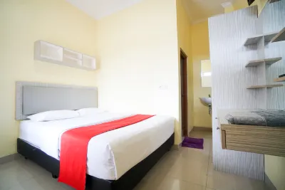 Indah Residence Syariah RedPartner Hotels in North Jakarta