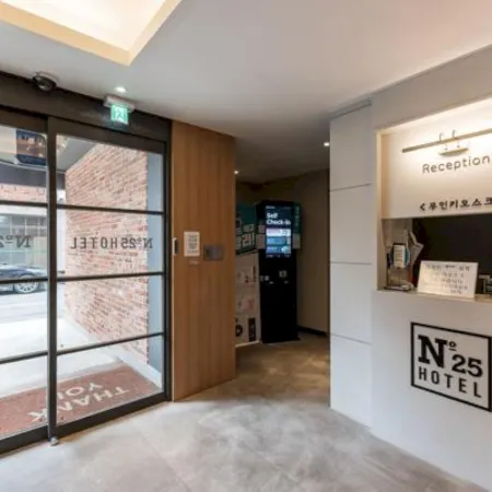 Hotel No. 25 Gyeongju Bus Terminal Отели рядом с достопримечательностью «Галерея «Хонджасу»»