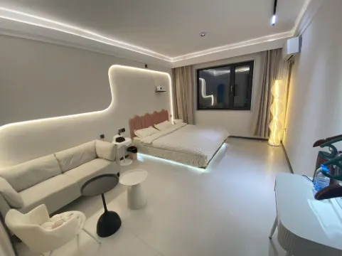 光汐美宿（江北大学城地下鉄駅）