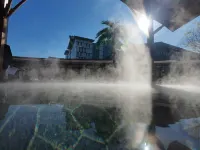 Jiugongyu Hot Springs Wellness Resort Hotel 위현 호텔