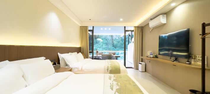 Jizushan Baishanyuan Smart Homestay Hotels in Binchuan