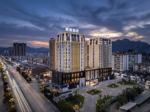 Junyi Hotel (Ziyun New Town)