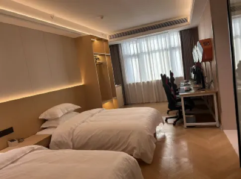 Hao Yu Business Hotel (Zhengzhou Institute of Technology Vocational School Kaifeng Campus Store) Hotels near Chengguan Town
