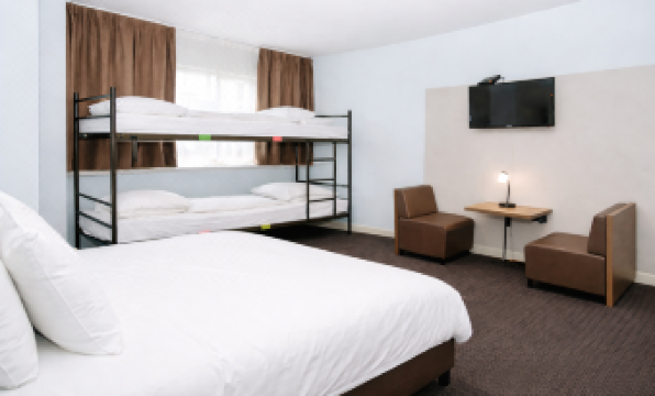 Rotterdam Teleport Hotel