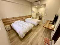 Hometime B&B (Close to the airport)