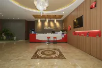 Shankee Hotel (Nanchang Chengbihu Park) - parking