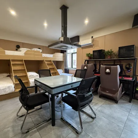 Lexon Esports Hotel (Shiyuan Branch)