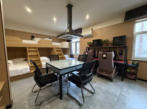 Lexon Esports Hotel (Shiyuan Branch）