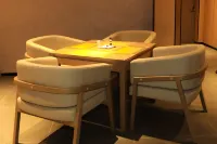 禧悅酒店(赤壁北站店)