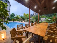 Daxin Yuexiang Biancheng Hotel
