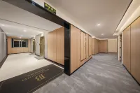 Bolton Hotel