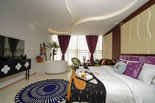Shiguang Li Design Hotel