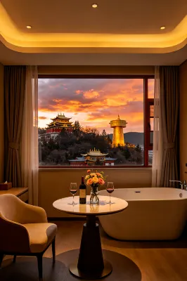 HOMESTY WABISABI Oxygen-rich Scenic Stay (Dukezong Ancient Town Giant Buddha Temple Branch) - Romantic