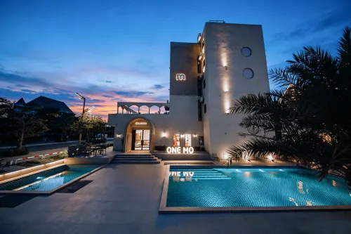 BEIHAI ONE MO HOTEL - 3-Star