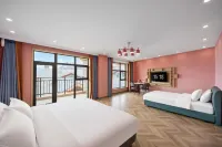 Floral Hotel · Shanyue Qiqiu Hotel