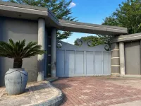 Victoria Hostel Hotels near Chaminuka Nature Reserve