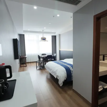 Zhijie Hotel (Wangjiang County Cultural and Sports Center)