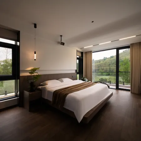 Banyishan Utopia · Jelly Swimming Pool · Wentang Designer Boutique Stay