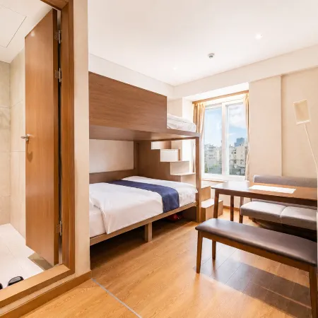Sonoće Hostel Seoul Dongdaemun Отели рядом с достопримечательностью «Торговый центр HelloAPM»