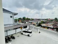 Unika Coliving Vibes Syariah - Хоумстей
