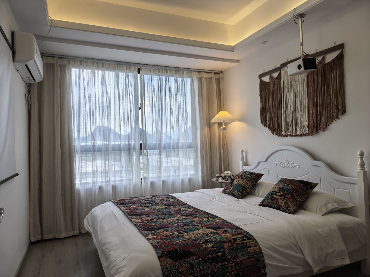 Guilin Fanfan Shexia Apartment (High-tech Wanda Plaza)