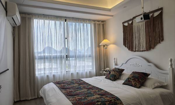 Guilin Fanfan Shexia Apartment (High-tech Wanda Plaza)