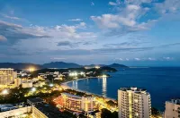 Sanya Mature Coast · Charming Style of Tropical Ocean · Hualijia Travel Hotel (Dadonghai Branch) - 2 stjerner