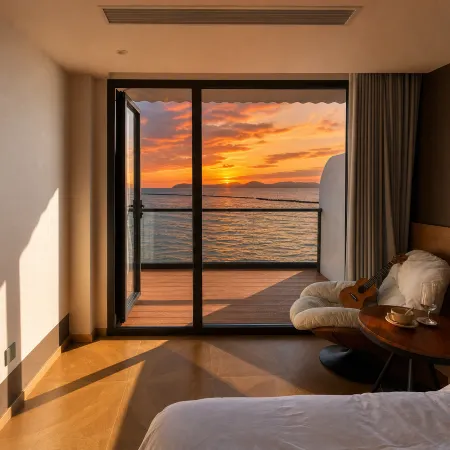 Zhuixun · Designer Full Lake View Homestay